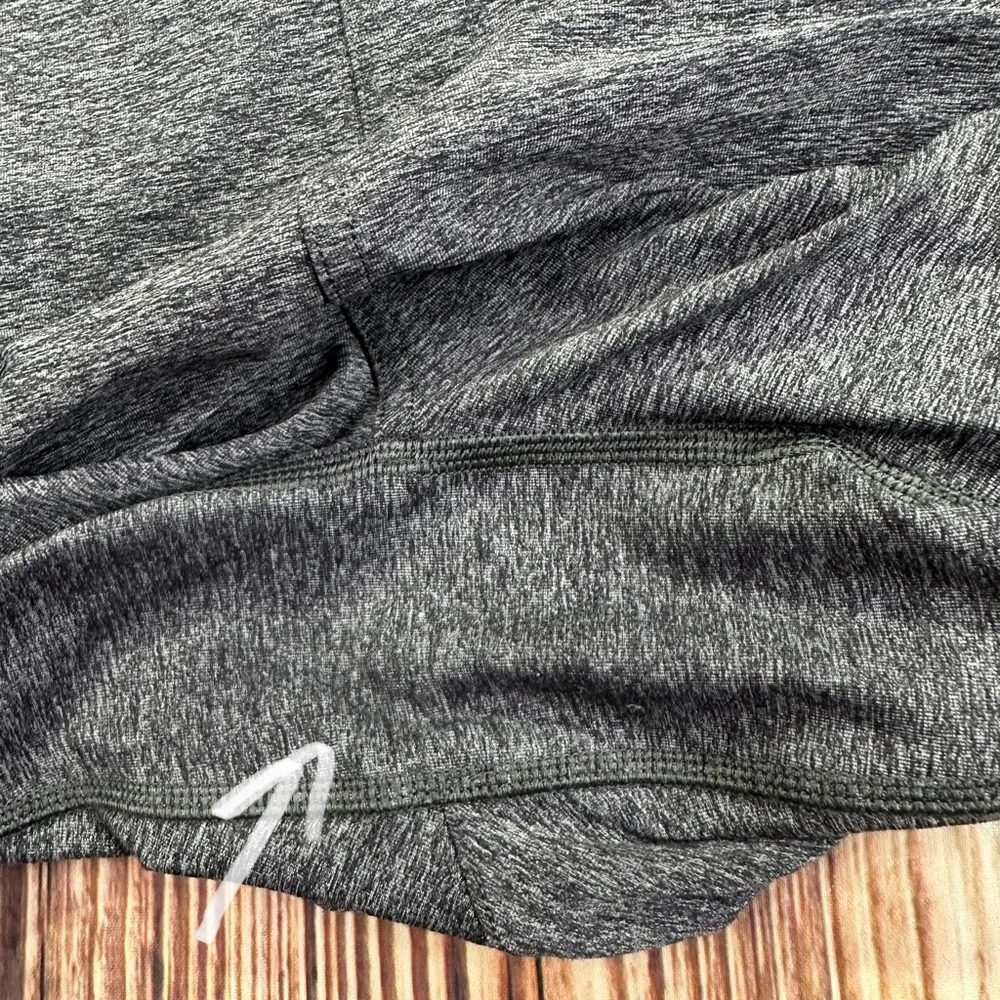 Lululemon Athletica Box It Out Tight Heathered Black / Black Leggings Size 4